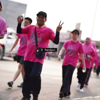 Runner Photo 8820273