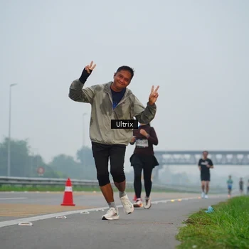 Runner Photo 8820296