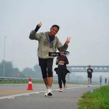 Runner Photo 8820301