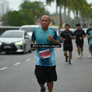 Runner Photo 8820318