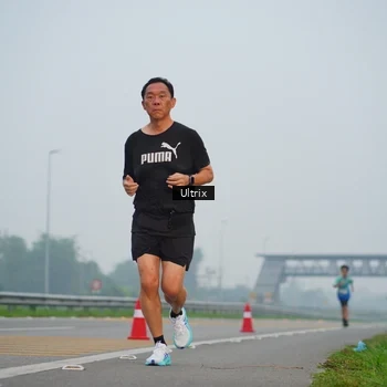 Runner Photo 8820333