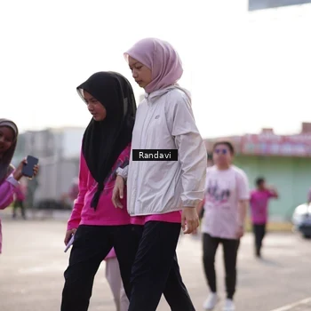 Runner Photo 8820340
