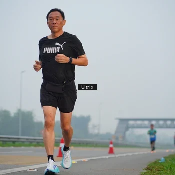 Runner Photo 8820343