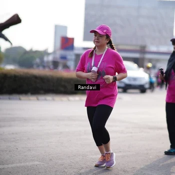 Runner Photo 8820359