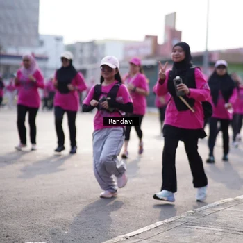 Runner Photo 8820360