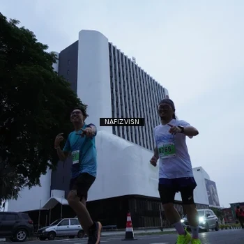 Runner Photo 8820379