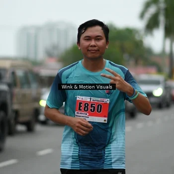 Runner Photo 8820410