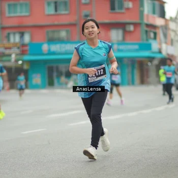 Runner Photo 8820411