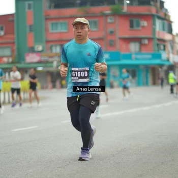 Runner Photo 8820426