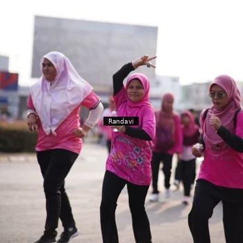 Runner Photo 8820432