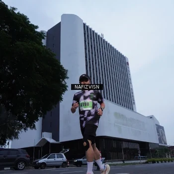 Runner Photo 8820457