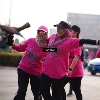 Runner Photo 8820460