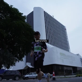 Runner Photo 8820462