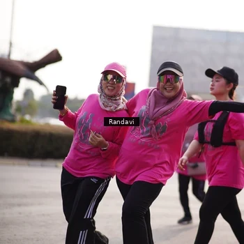 Runner Photo 8820470