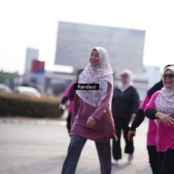 Runner Photo 8820474