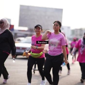 Runner Photo 8820478