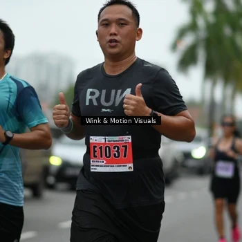 Runner Photo 8820504