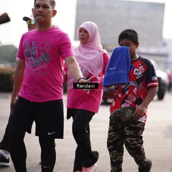 Runner Photo 8820507