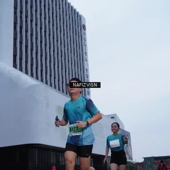 Runner Photo 8820524