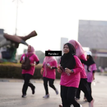 Runner Photo 8820576