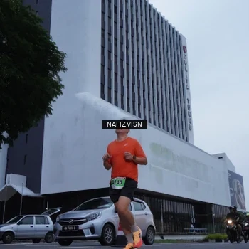 Runner Photo 8820616