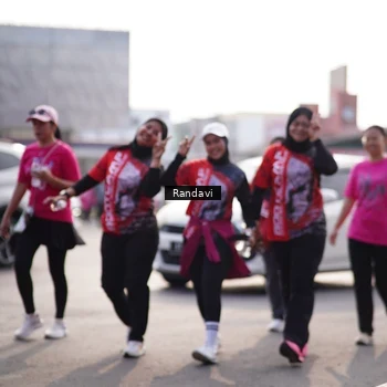 Runner Photo 8820623