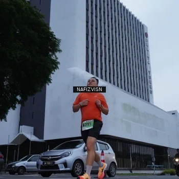 Runner Photo 8820624