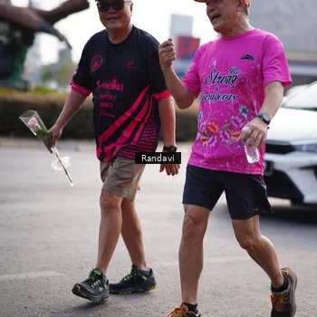 Runner Photo 8820645