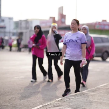 Runner Photo 8820649