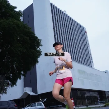 Runner Photo 8820659