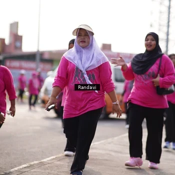 Runner Photo 8820683