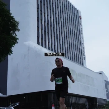 Runner Photo 8820687