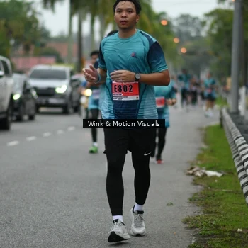 Runner Photo 8820691