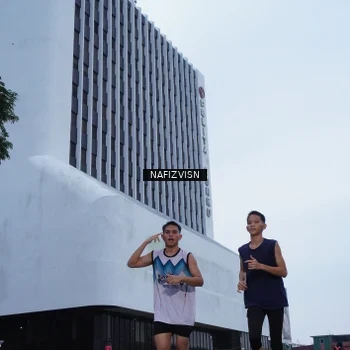 Runner Photo 8820703