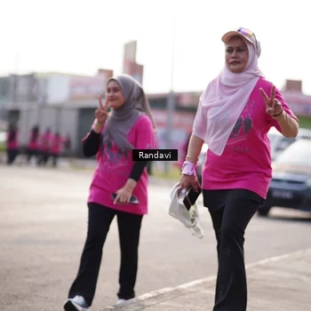 Runner Photo 8820706
