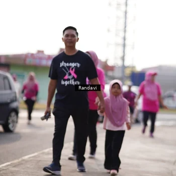 Runner Photo 8820711