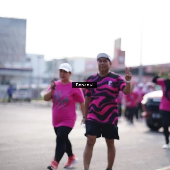 Runner Photo 8820717