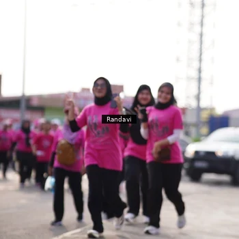 Runner Photo 8820718