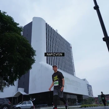 Runner Photo 8820726