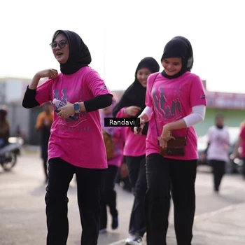 Runner Photo 8820728