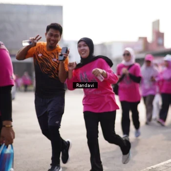 Runner Photo 8820739