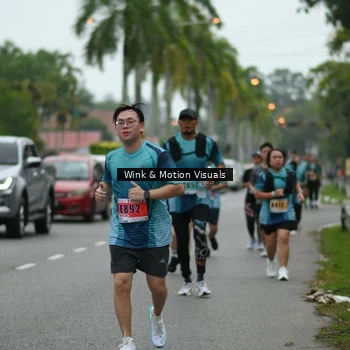Runner Photo 8820753