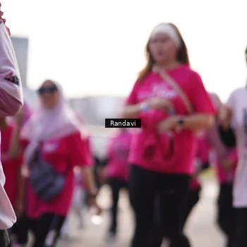 Runner Photo 8820754