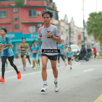 Runner Photo 8820762