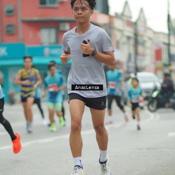 Runner Photo 8820766