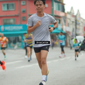 Runner Photo 8820771