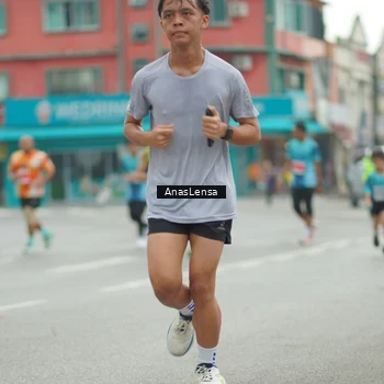 Runner Photo 8820776