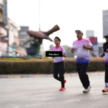 Runner Photo 8820814