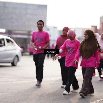 Runner Photo 8820830