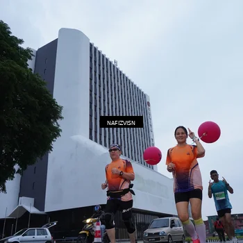 Runner Photo 8820913